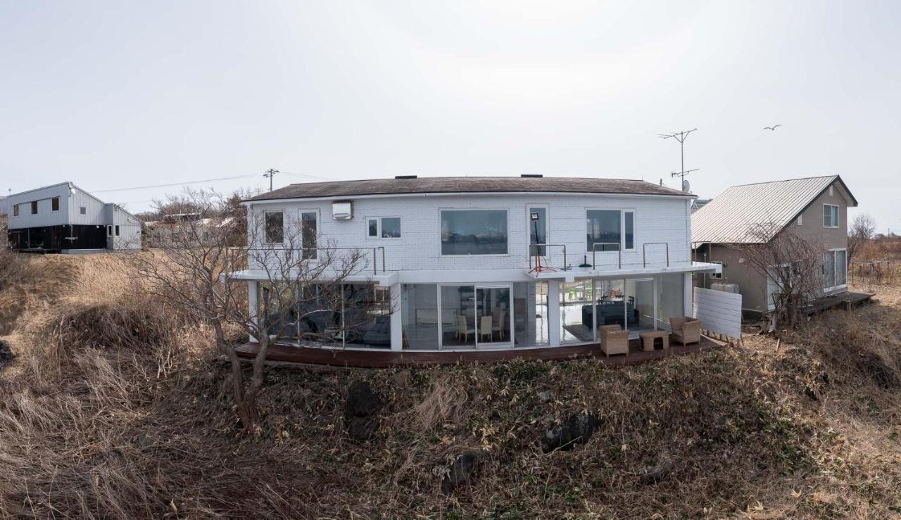 Sea Side House Toya Villa Toyako Exterior photo